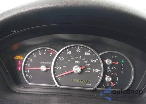 2004 Mitsubishi Endeavor Xls z USA, uszkodzony, nr VIN 4A4MN31S84E005906